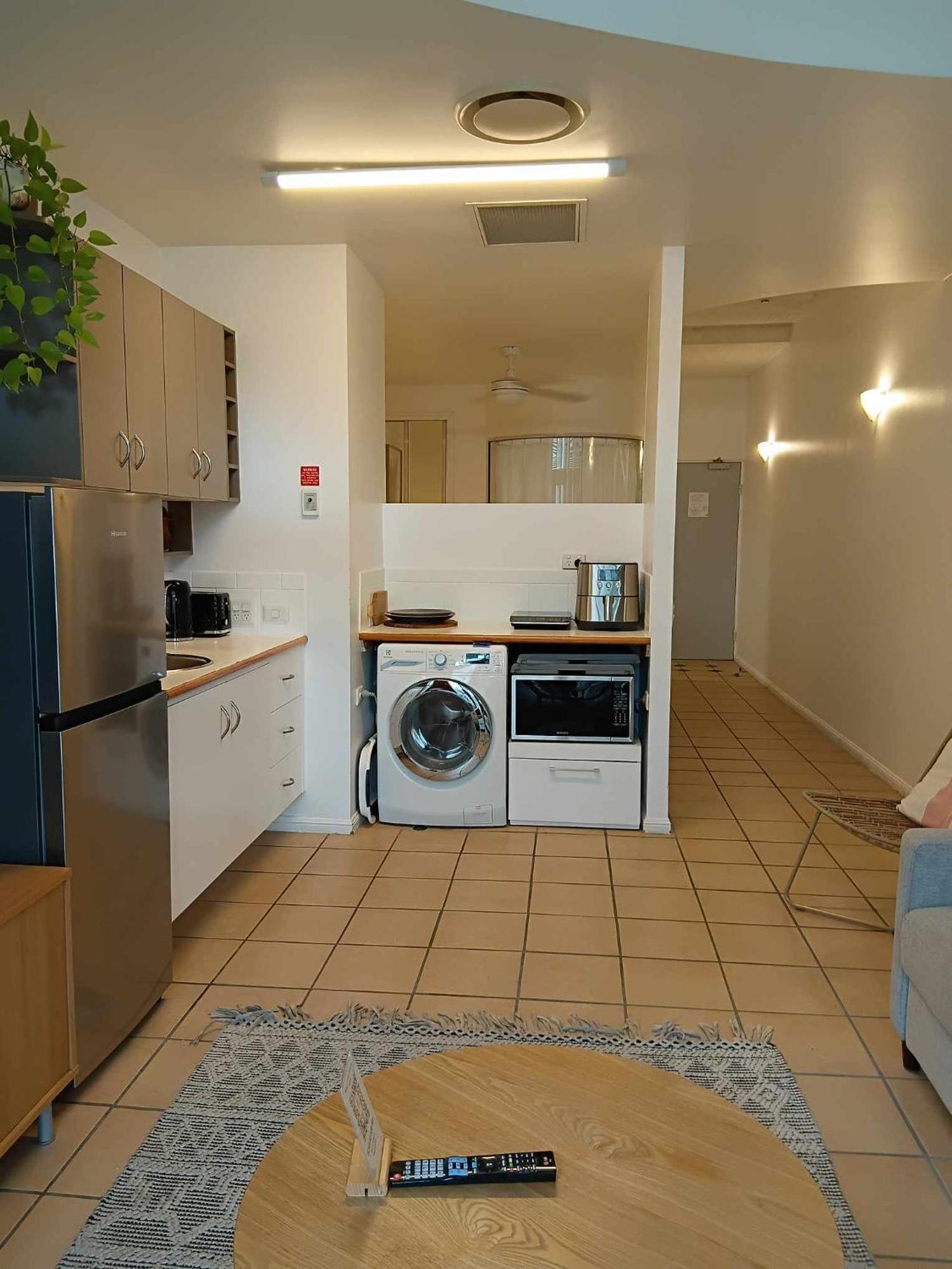 Grand Palais Boolarong Beachside Apartments Alexandra Headland Luaran gambar